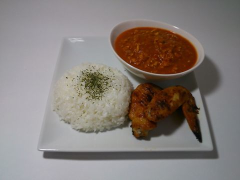 ファイル名: 01.jpg
ファイルサイズ: 17.1KB キーマカレーとタンドリーチキンっぽい代物